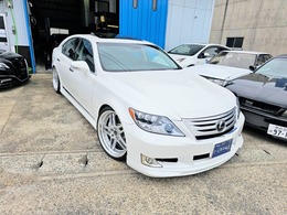 レクサス LSハイブリッド 600h Iパッケージ 4WD 深リム21インチ仕様エアサス