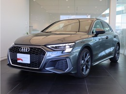 アウディ A3スポーツバック 30 TFSI Sライン レザー　18AW　マトリクスLED　TV