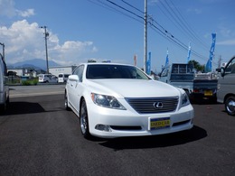 レクサス LS 460 バージョンS BBSアルミ　本革エア付シート　ローダウン