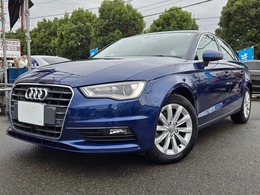 アウディ A3セダン 1.4 TFSI スマートキー