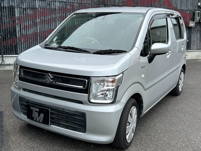 当店の在庫車をご覧頂き、誠にありがとうございます。H30年式スズキワゴンR入荷しました。分からない事や、お聞きになりたい事がございましたら、何でもご連絡ください！