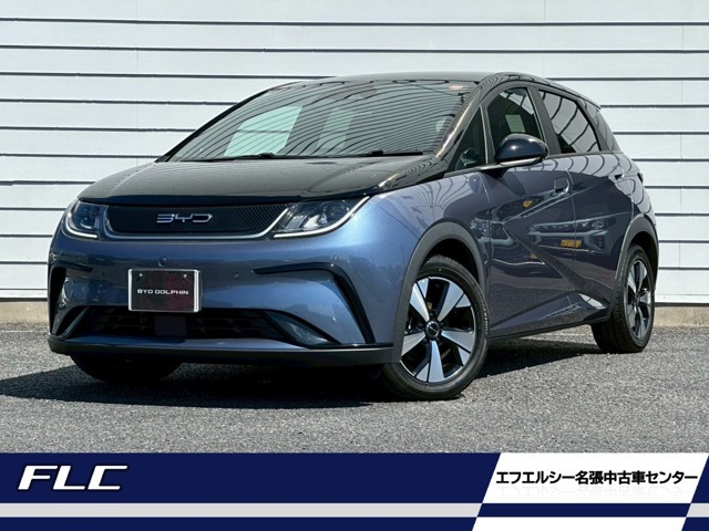 R7年式　BYD　DOLPHIN　ロングレンジ　ツートンカラー　弊社試乗車使用　走行距離約4000キロ　全方位モニター　クルーズコントロール　12.8インチ大型ディスプレイ　サンルーフ　入庫しました！