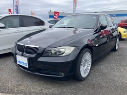 BMW 3シリーズ 323i 