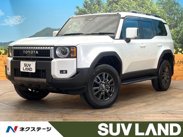 禁煙車　純正12.3型ディスプレイ　サンルーフ　4WD　全周囲カメラ