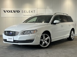 ボルボ V70 T5 クラシック ・サンルーフ・本革シート・禁煙車