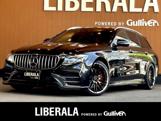 当店人気車両「メルセデスAMG E53 4マチック+(ISG搭載)ワゴン 4WD」が入庫致しました。ハイパフォーマンスとラグジュアリー性を両立した1台となっております。