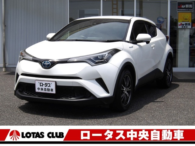 スタイリングで人気のCH-Rです。ぜひお問い合わせお待ちしております。