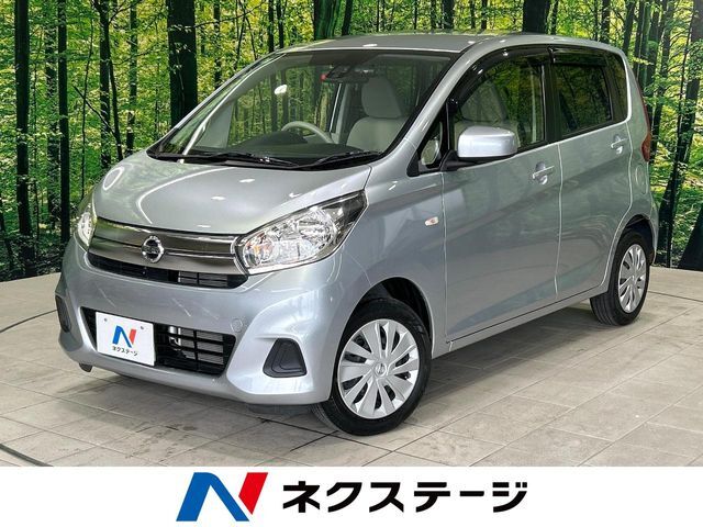 電動格納ミラー　リヤワイパー　パワーウィンドウ　横滑り防止
