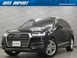 アウディ Q7 3.0 TFSI クワトロ 4WD エアサス 7人乗 バ-チャルCP PSR マトリLED