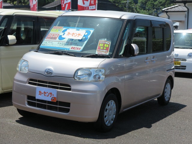 総在庫数70台以上を展示しております♪欲しい車がきっと見つかる！！まずは一度ご来店下さい♪また、愛車の買い取りも行っております！車を買うのも売るのもKEIZUへ♪