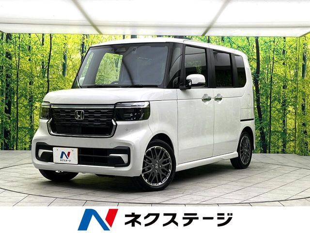 ホンダセンシング　純正ディスプレイ　バックカメラ　パドルシフト　禁煙車