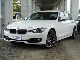 BMW 3シリーズ 320i xドライブ スポーツ 4WD ナビ　バックカメラ　19AW　スマートキー