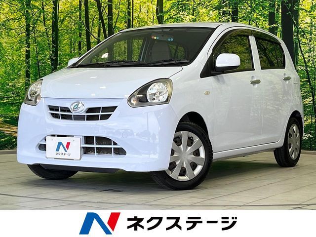 Bluetooth　CD/DVD再生　AUX　フルセグ