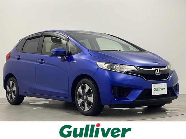 【右斜前】『外装：右斜前側』の画像になります。写真の内容に関してご不明点、ご質問等がございましたらお気軽にガリバー店舗までお問い合わせください。