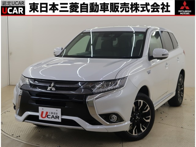 平成29年式　三菱　アウトランダーPHEV　Gセーフティパッケージ　ワンオーナー　法定整備付　スマートフォン連携ディスプレイ　ETC　全方位カメラ