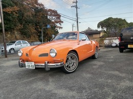 フォルクスワーゲン カルマンギア 全塗装済新品ホワイトリボンタイヤ 外アルミ　ディーラー車　右ハンドル