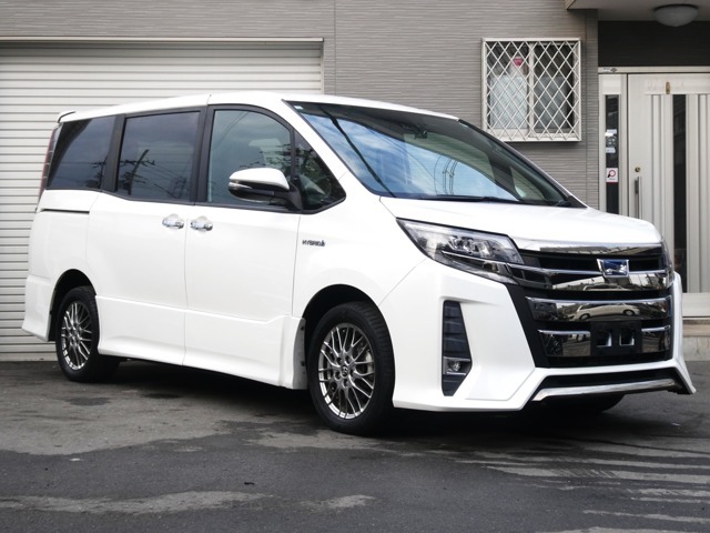 大人気ノアハイブリッド入庫しました！