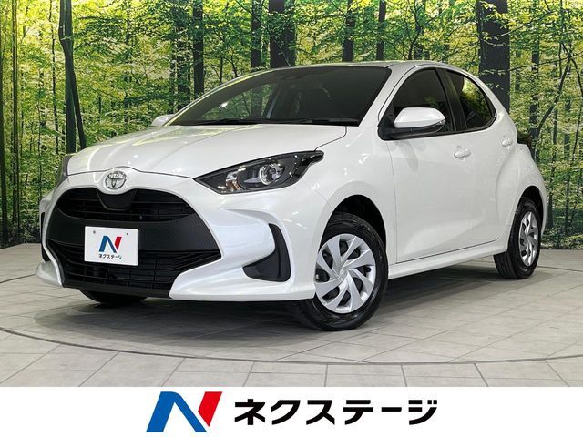 4WD　SDナビ　バックカメラ　寒冷地仕様　レーダークルーズ　禁煙車