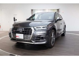 アウディ SQ5 4WD カラードブレーキキャリパー レッド