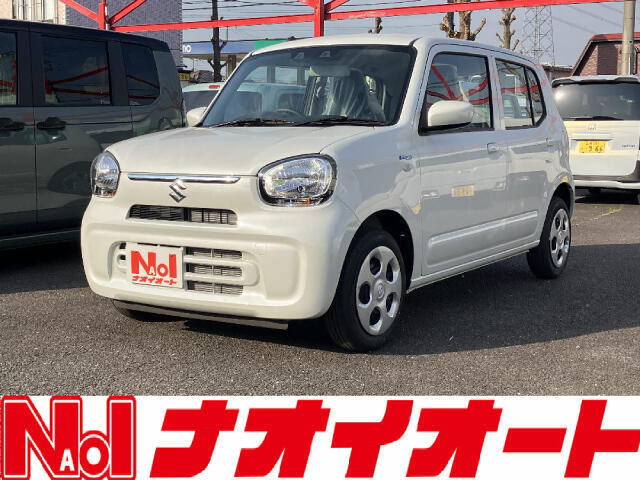 【当店のこだわり】入庫後のお車は選任スタッフによる細部清掃を実施しております。足回り、エンジンルーム、室内、室外を隅々まで綺麗にしております。展示車はピカピカです。全国配送も可能ですのでご相談下さい！