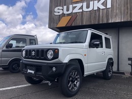スズキ ジムニー 660 XC 4WD 届出済未使用車・ピュアホワイトパール