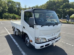 日野自動車 デュトロ ダンプ　2トン　4WD 