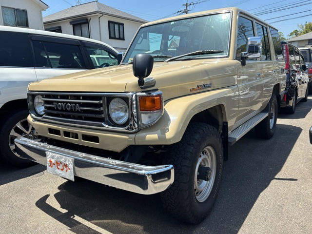 トヨタグリル・社外キーレス・ETC・ドラレコ・レザー調シートカバー・メモリーナビ/フルセグ/Bluetooth・バックカメラ・ナルディハンドル・リア少修復