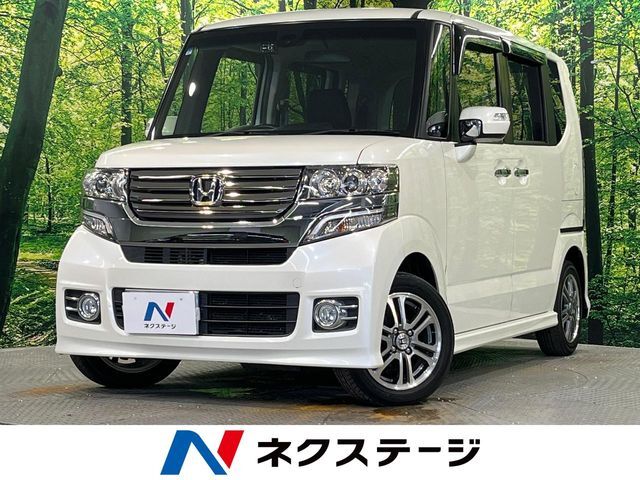 両側電動ドア　純正SDナビ　バックカメラ　衝突被害軽減システム　禁煙車