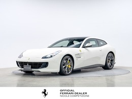 フェラーリ GTC4ルッソ T パノラマルーフ リフター LEDステアリング