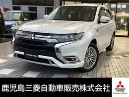 三菱 アウトランダーPHEV 2.4 G プラスパッケージ 4WD ナビ/バックカメラ/ETC/ドラレコ