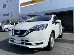 日産 ノート 1.2 X FOUR 4WD 4WD