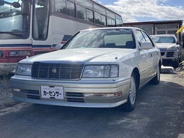 トヨタ クラウン 2.5 ロイヤサルーンFour 4WD 車検令和8年1月 ローダウン 中古スタッドレ