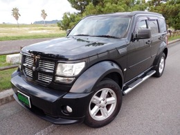 ダッジ ナイトロ SXT 4WD 正規D車 最終モデル 1オナ 禁煙 HDナビ