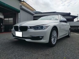 BMW 3シリーズツーリング 320d ブルーパフォーマンス ラグジュアリー ディーゼル　LDW　ヘッドアップディスプレ