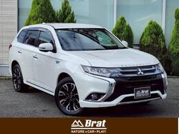 三菱 アウトランダーPHEV 2.0 G プレミアムパッケージ 4WD 純正SDナビ　Bluetooth/CD/DVD/フルセグTV