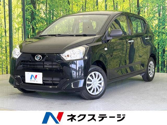 禁煙車　アイドリングストップ　マニュアルエアコン　キーレス