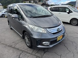ホンダ フリードハイブリッド 1.5 ナビ　バックカメラ　アルミ　エアコン　パ