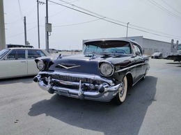 シボレー ベルエア 1957　クーペ　コンチキット　バイザー 