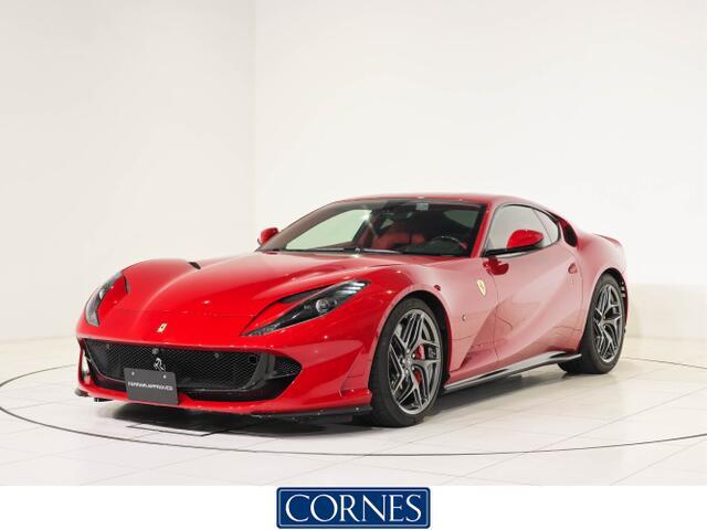 Ferrari 812 Superfastは、フロントに6.5L V12自然吸気エンジンを搭載した、フェラーリのグランドツーリングの頂点を極めるモデルです。