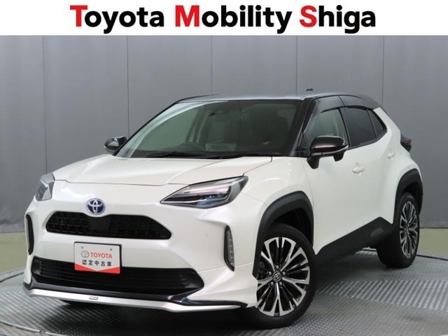 街乗りからアウトドアまで、幅広く活躍できるコンパクトSUV「ヤリスクロス」です。