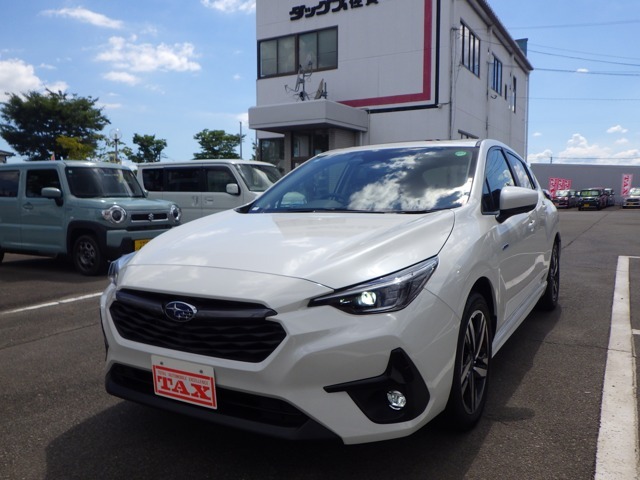 インプレッサハッチバック　2.0 ST-H系　2万km以下　パール白　ナビTV　ディスプレイオーディオ　全周囲カメラ　ETC　ドラレコ　禁煙車　修復歴なし　の支払総額順の検索条件で全国でも上位です。