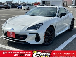 スバル BRZ 2.4 STIスポーツ ブレンボブレーキ装着車　登録済未使用車