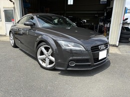 アウディ TT クーペ 1.8 TFSI Sラインパッケージ 訳あり車　左ドア鈑金待ちです