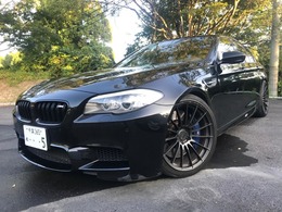 BMW M5 4.4 エンケイ20インチ