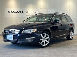 ボルボ V70 T4 クラシック 認定中古車・最終型モデル・白革