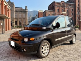 フィアット ムルティプラ 1.6　16V　ELX 左ハンドル　5MT