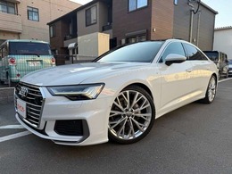 アウディ A6 40 TDI クワトロ スポーツ Sラインパッケージ ディーゼルターボ 4WD 黒革　サンルーフ　21インチアルミ　360度