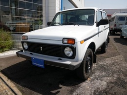 ラーダ ニーヴァ クーラー 左ハンドル MT 4x4 