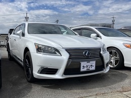 レクサス LSハイブリッド 600hL 4WD 本革電動シート シートエアコン シートヒー