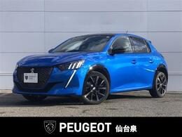 プジョー 208 GT LEDヘッドライト 半革シート カープレイ